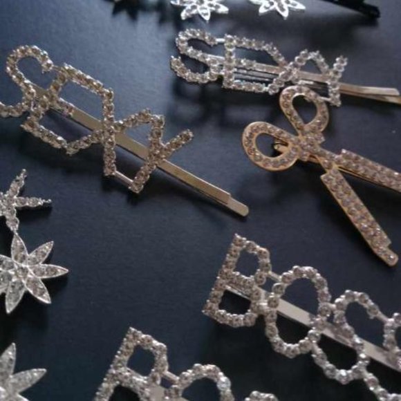 Elegant Hot New Boss Sexy 7 Pack Hairclip Set - Picture 3 of 4